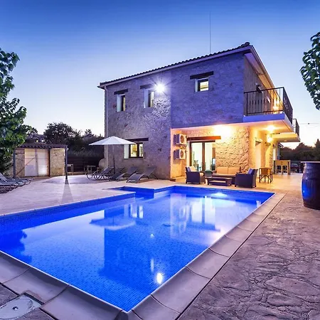 Villa Nikolina Dhrousha Extérieur photo